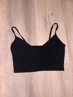 Pacsun Cropped V-neck Top